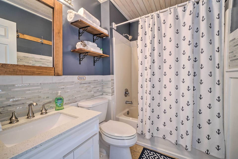 Full Bathroom