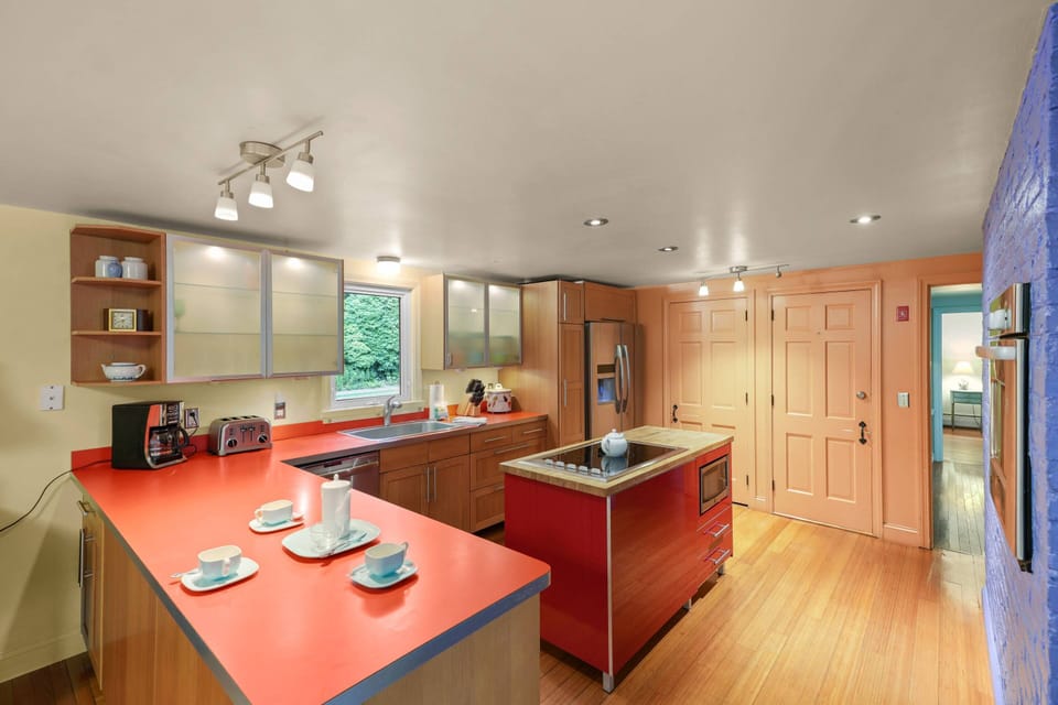 Kitchen main floor
