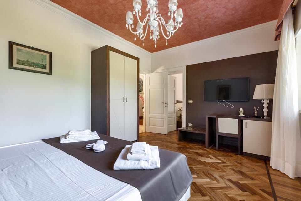 Villa | 6 bedrooms, bed sheets