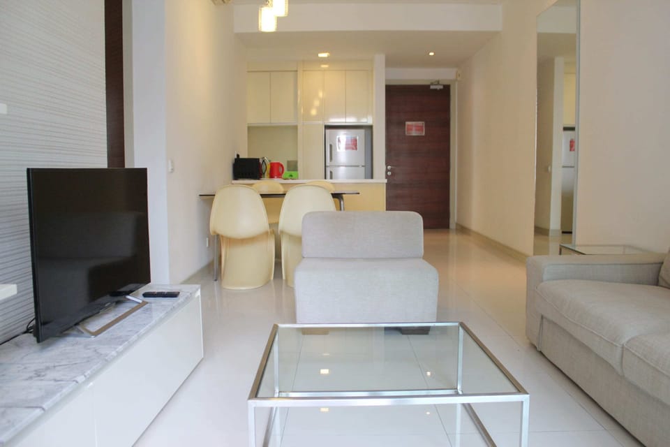 Fully furnished living, dining & kitchen area.