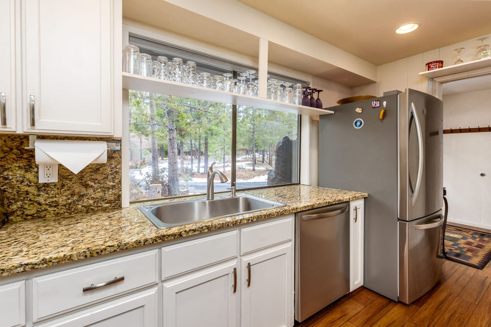 Kitchen - Main Level