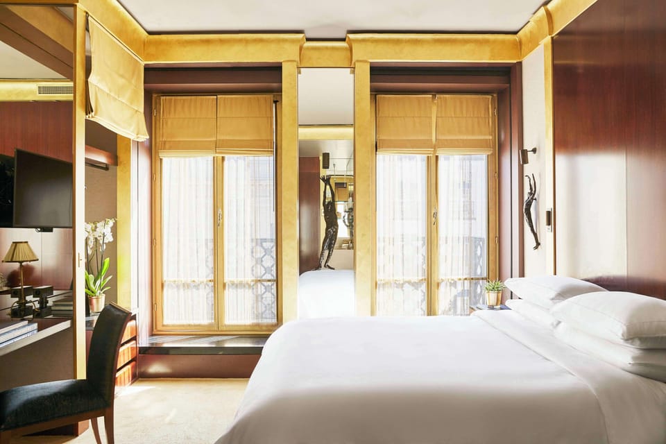 Premium bedding, minibar, in-room safe, desk