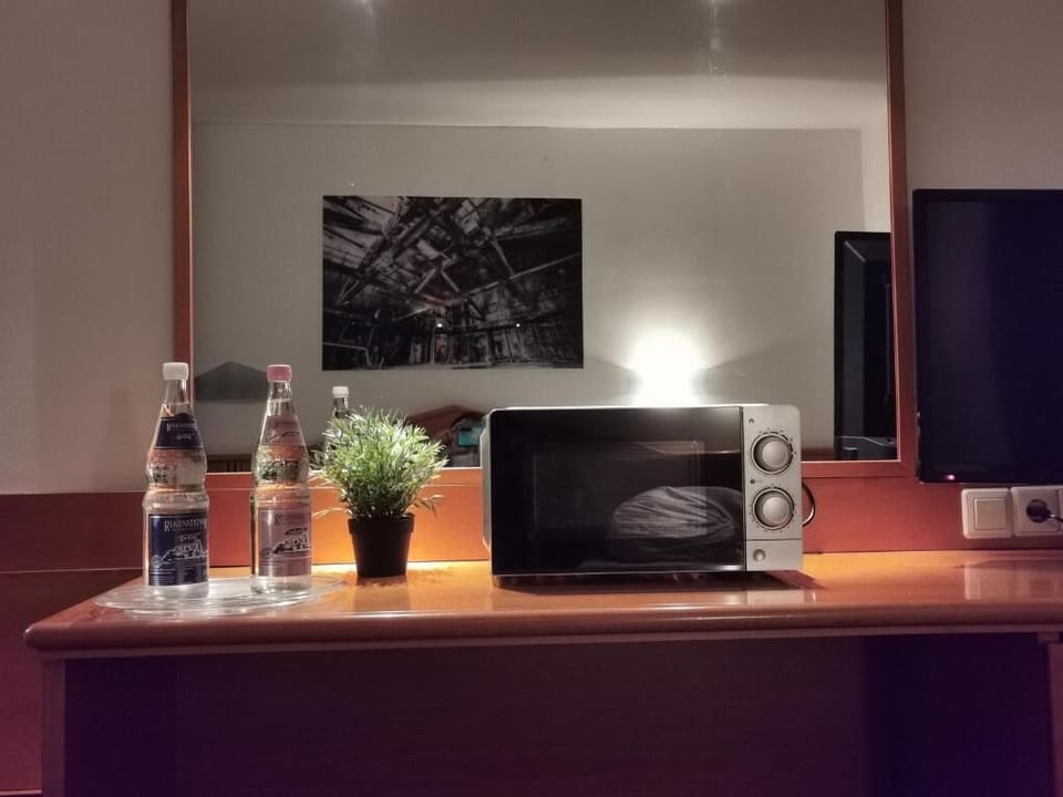 TV