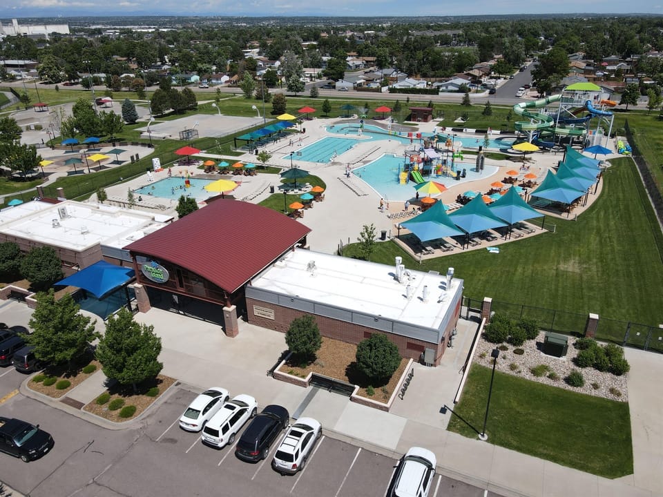 Swimming Pool 500ft from Suite