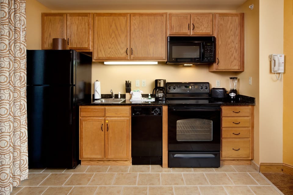Make a tasty meal in your own kitchen!