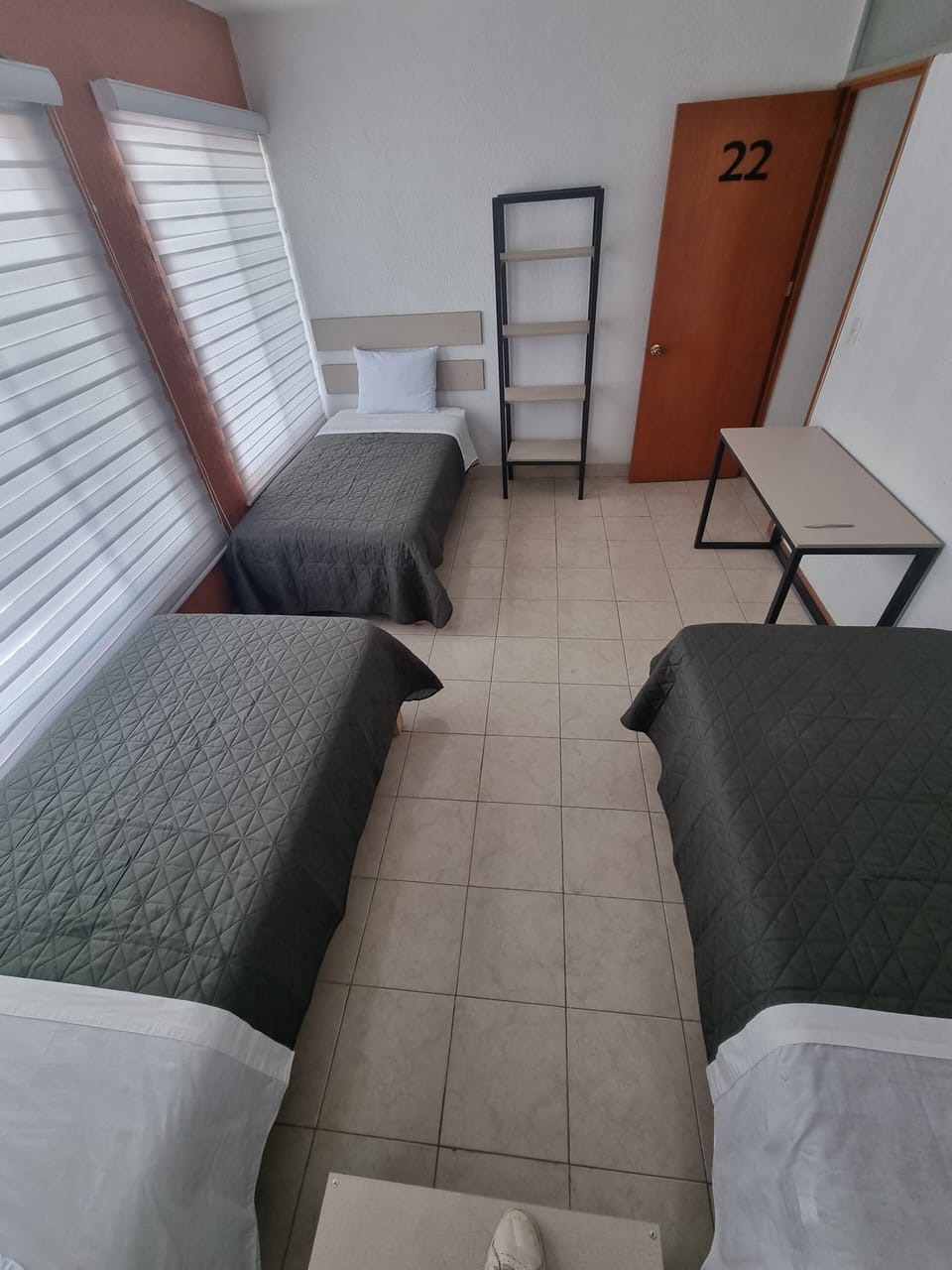 Basic Triple Room | WiFi (free), bed sheets
