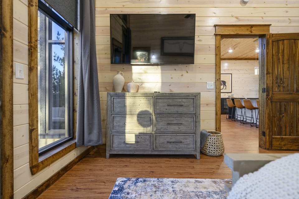 Primary bed TV