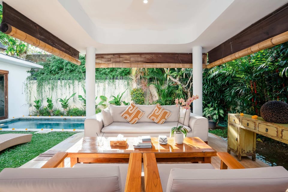 Basic Villa, 1 King Bed | Terrace/patio