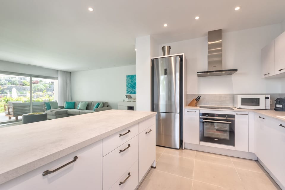 Fully equipped kitchen open to the living room