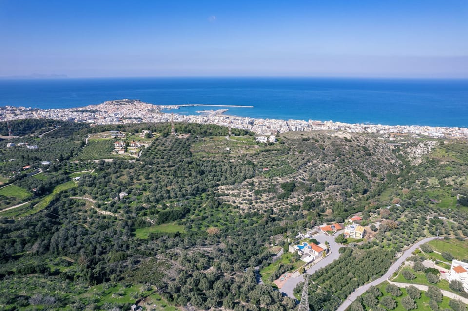Birds eye capture of the surrounding area