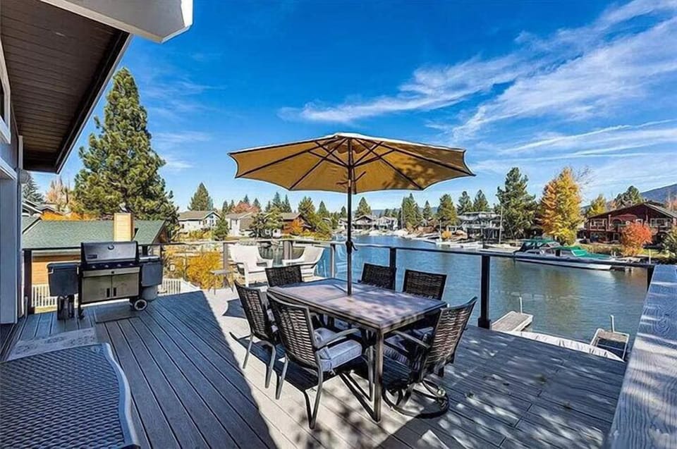 Upstairs Deck