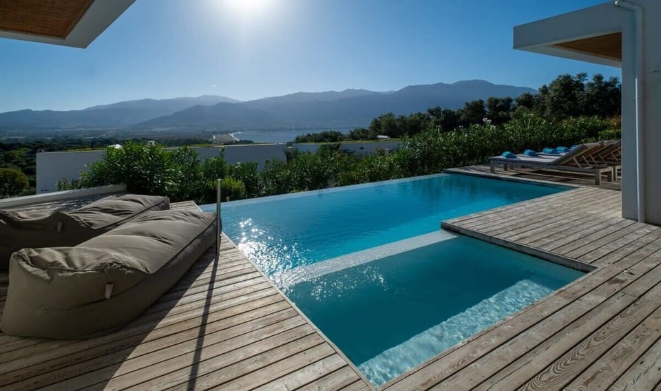 Pool and Jacuzzi view
