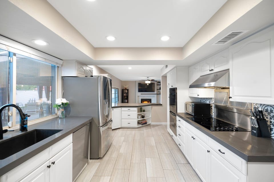 Chef's kitchen