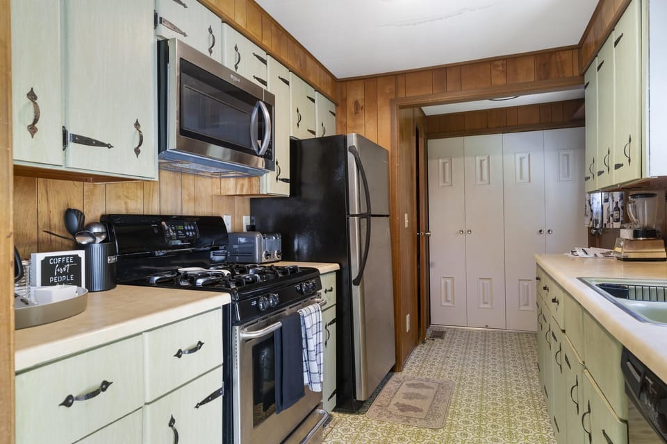 Kitchen (2)