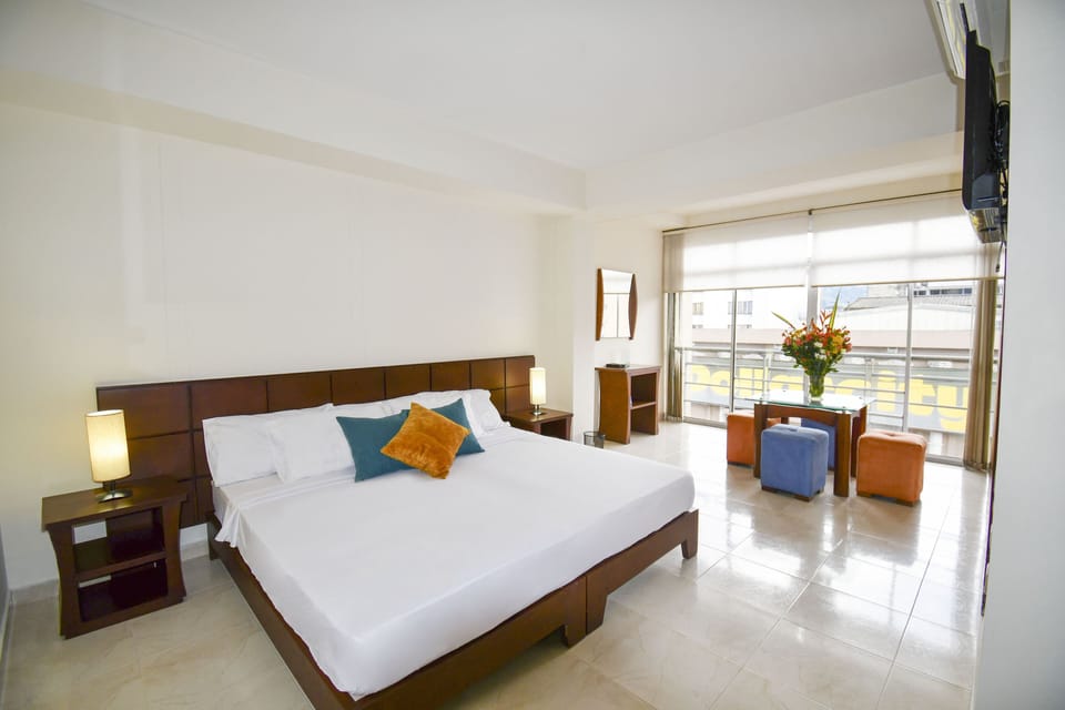 Superior Double Room | Premium bedding, minibar, in-room safe, desk