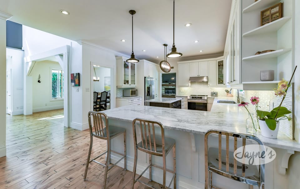 Kitchen &amp; Bar Seating
