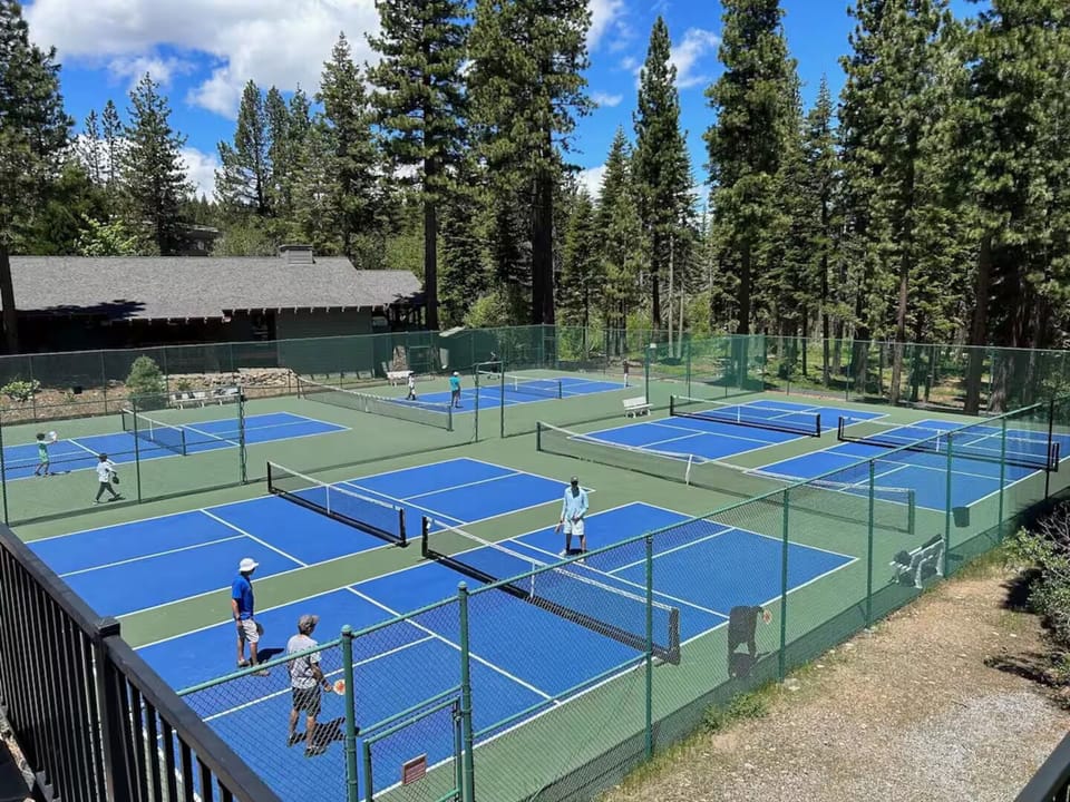 Northstar Shared Tennis.