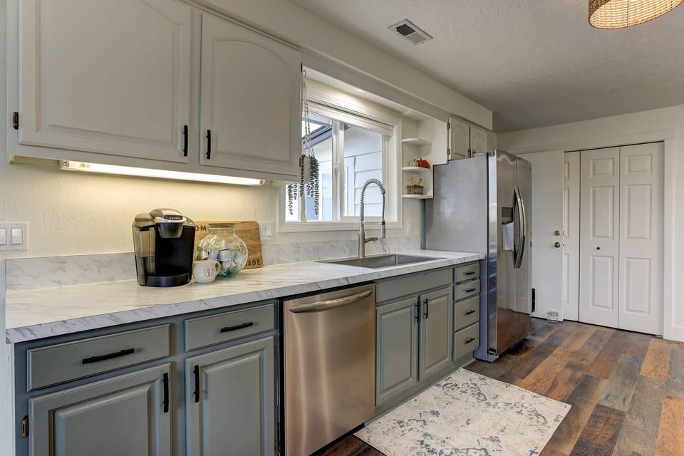 "The Reindeer Ranch is an adorable home that makes you feel like you are HOME! Everything was perfect" - Whitney