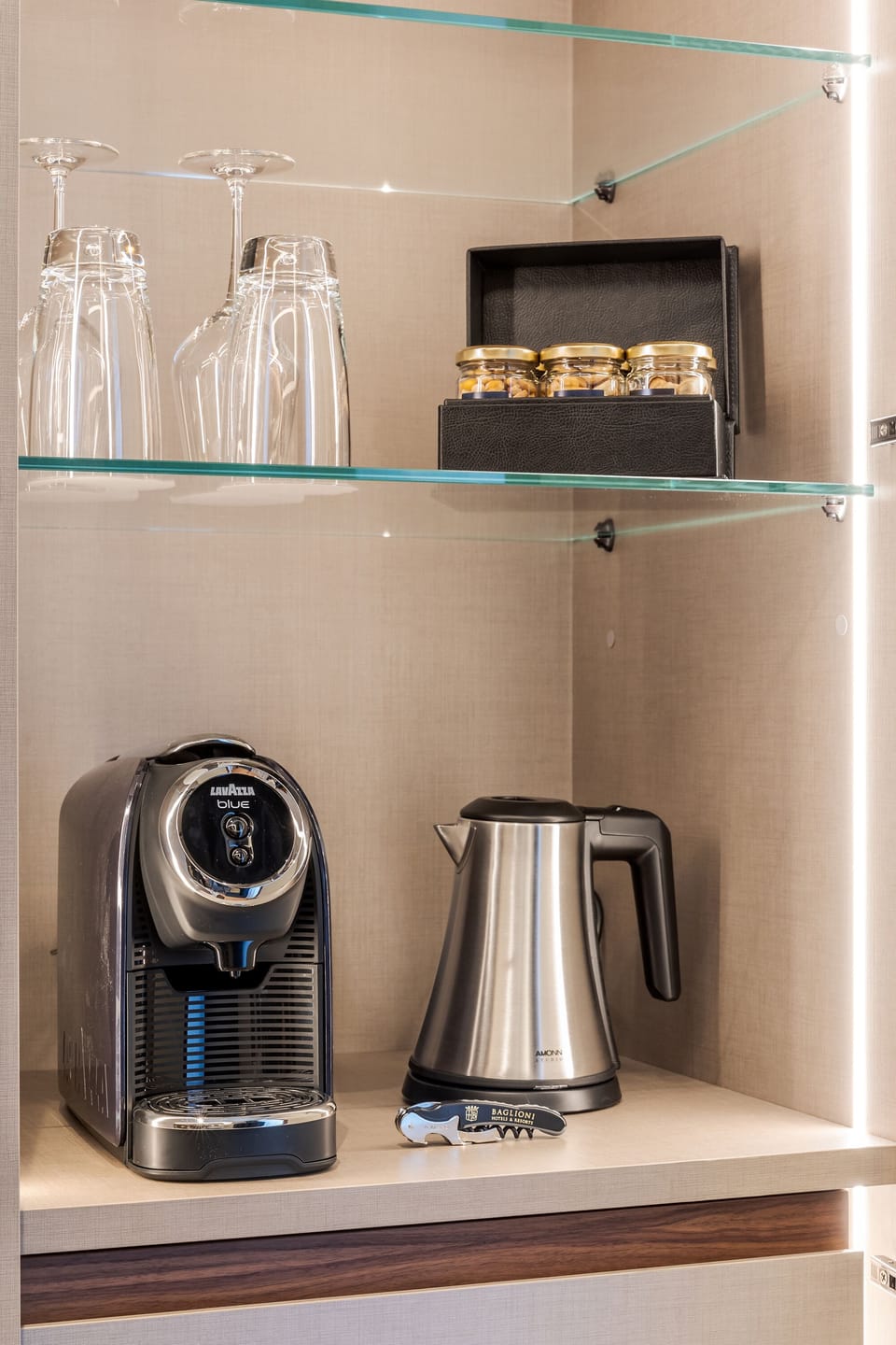 Minibar, in-room safe, desk, laptop workspace