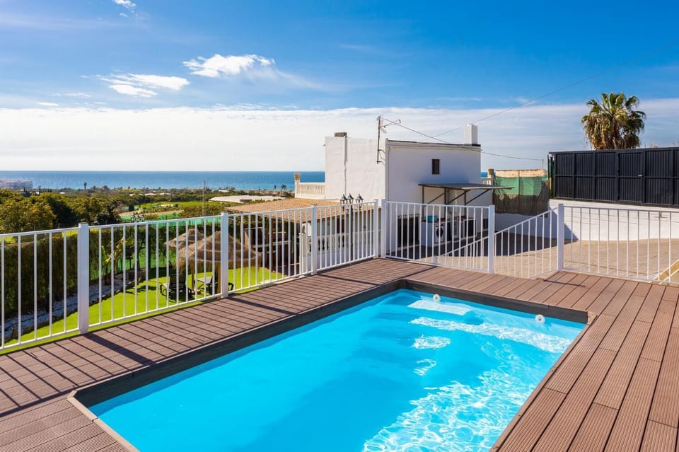 Beautiful villa with private pool and terrace with sea views