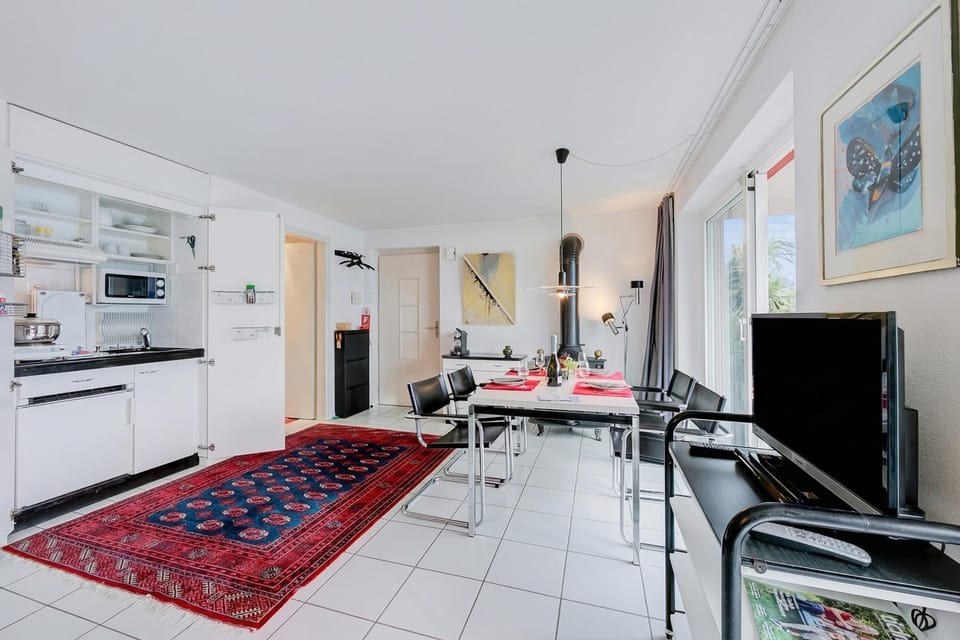Family Apartment, 1 Bedroom, Microwave, Mountainside (Casa brighella Brissago) | Private kitchenette | Fridge, microwave, stovetop, coffee/tea maker