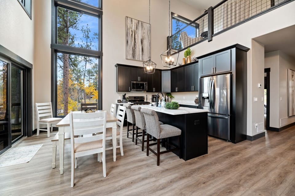 Kitchen/Dining
