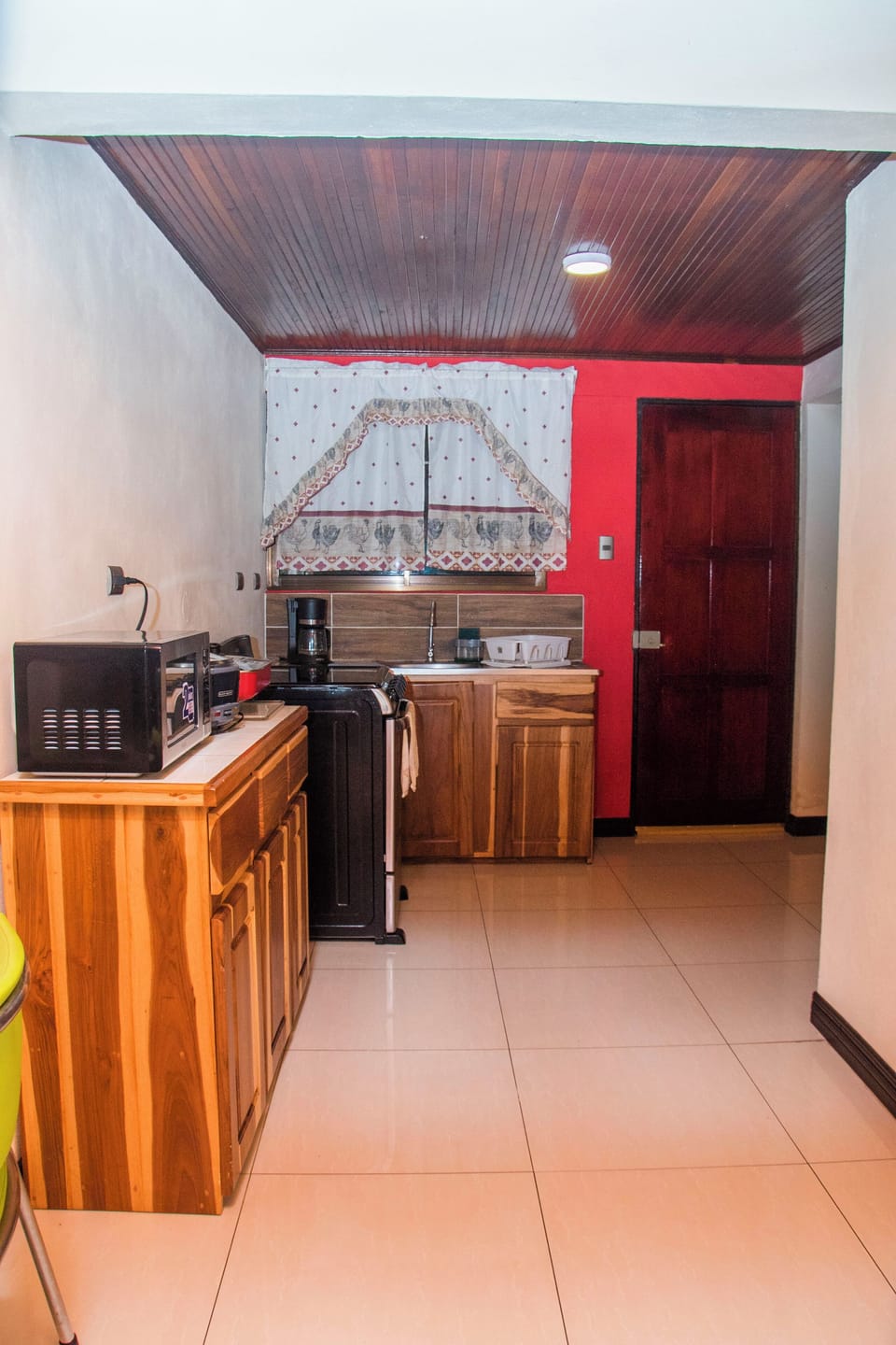 Basic Apartment | Private kitchen | Microwave, coffee/tea maker, rice cooker, griddle