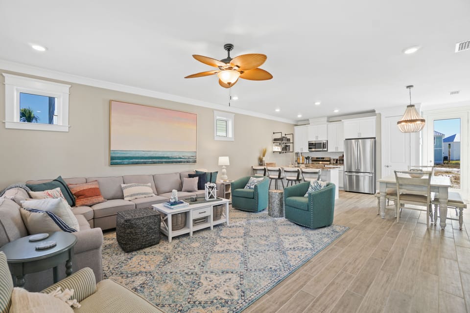 Spacious living room.