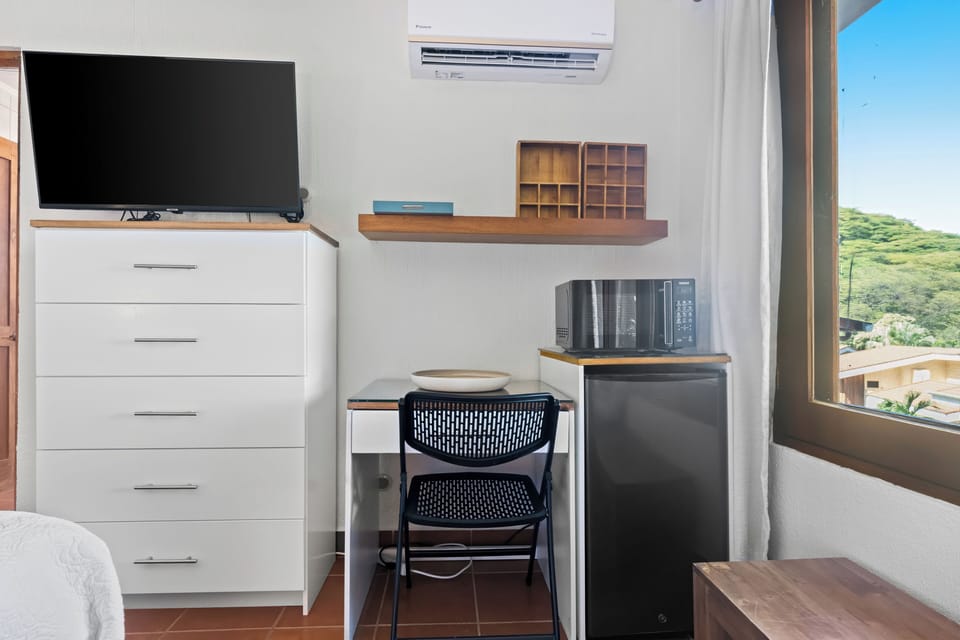 Work station in fourth bedroom.