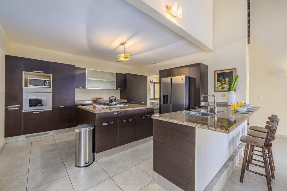 Prepare your favorite meals at the spacious, fully equipped kitchen.