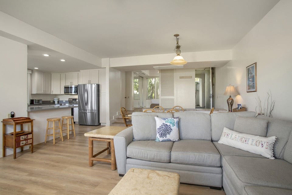 Open concept from the living room to the dining & kitchen areas.