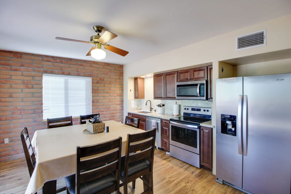 Kitchen | Dining Area | Cooking Basics