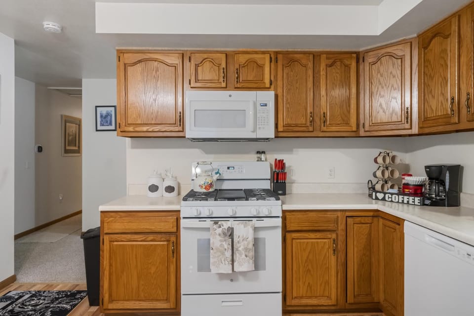 Kitchen (3)