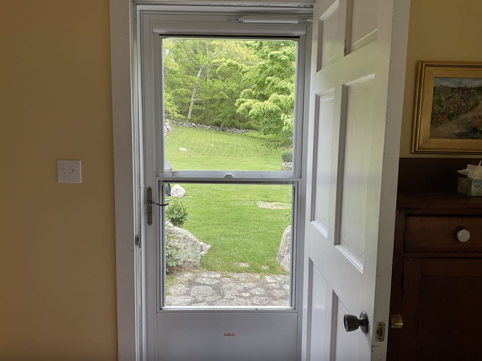 Main House Master Bedroom - 
doorway to back lawn