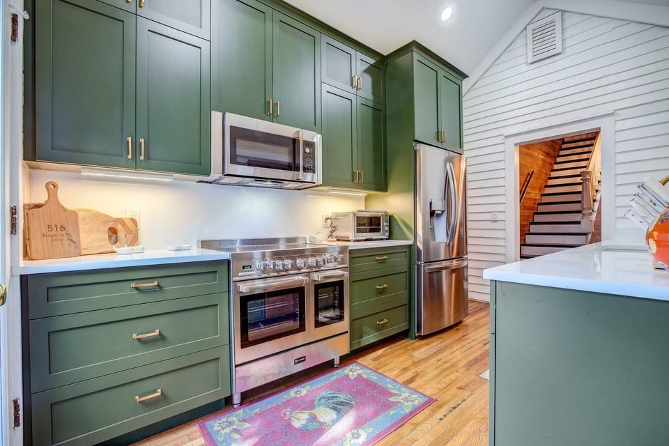Whip up your culinary masterpieces in style within the beautifully renovated kitchen, complete with sleek stainless steel appliances.