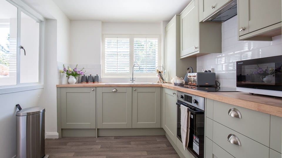 Kitchen, Arrow Lodge, Ragley Estate, Bolthole Retreats