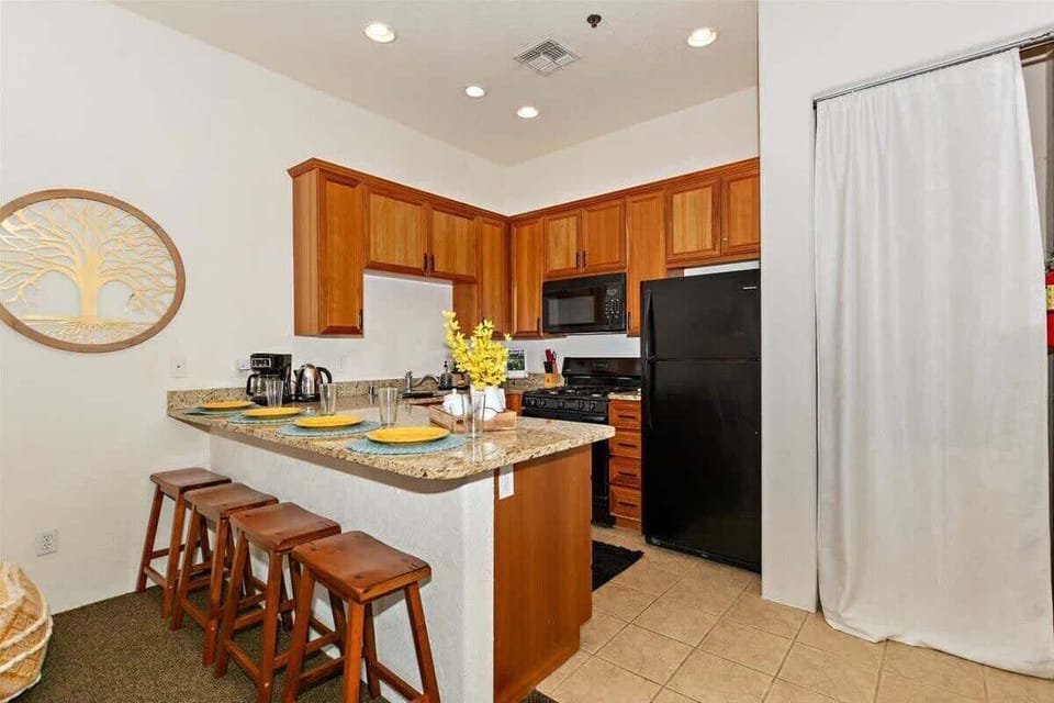 Breakfast Bar