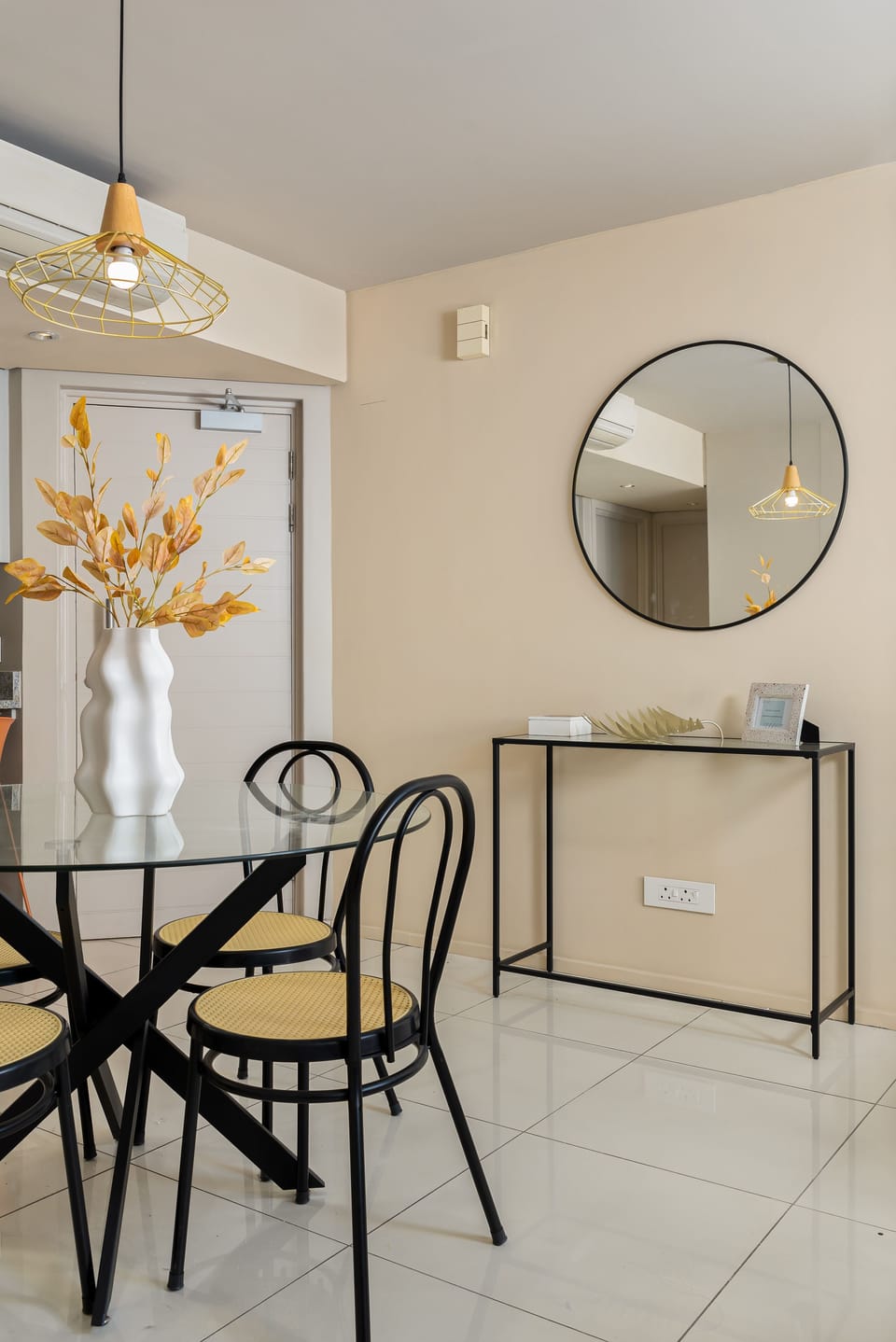Exclusive Apartment | In-room dining