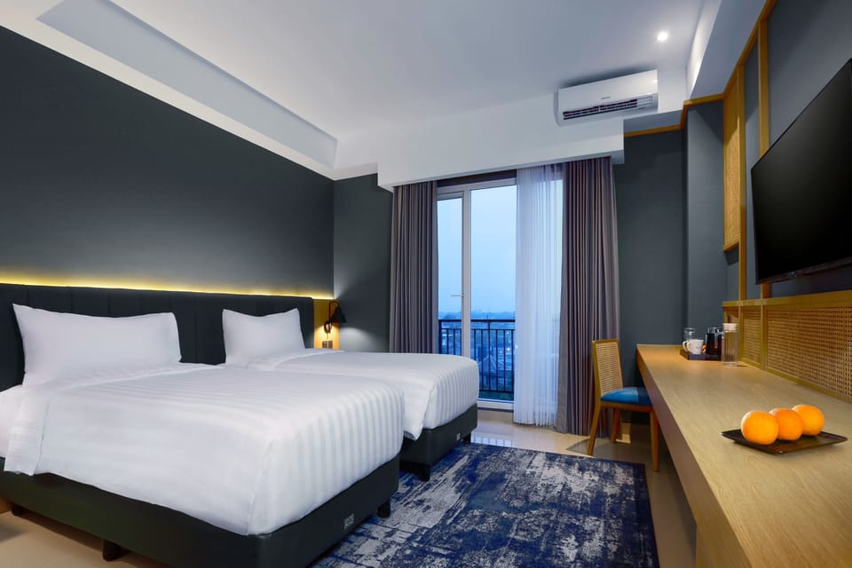 In-room safe, desk, laptop workspace, soundproofing