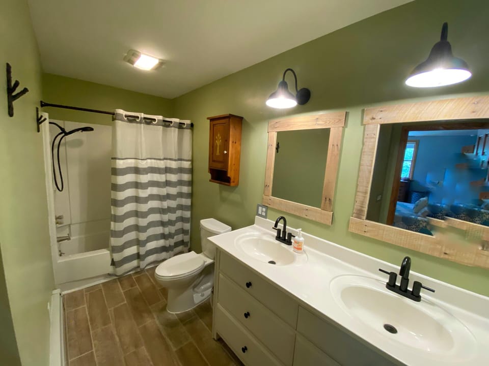 Downstairs Full Bath