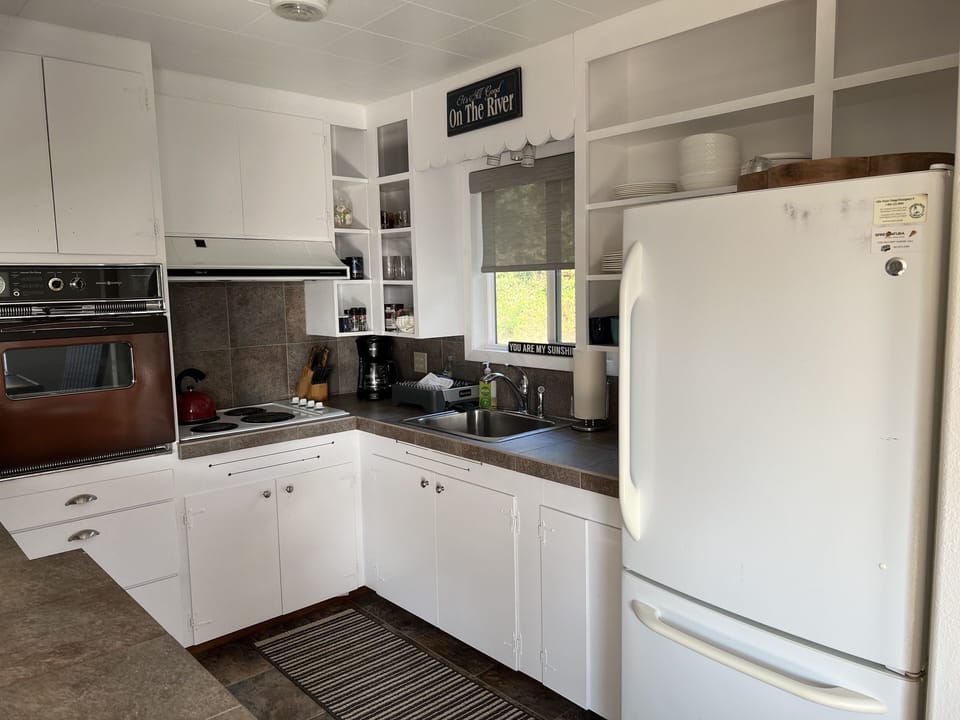 Prepare and enjoy nutritious meals with your family and friends!