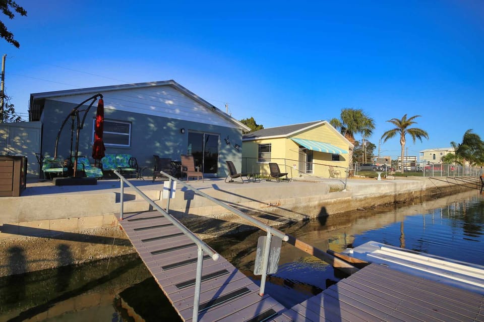 Nice sized floating dock for your boat/fish/swim/crab.