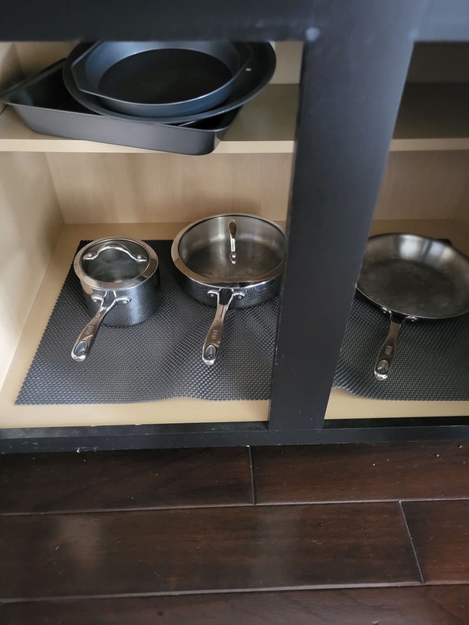 Pots and pans to help you make your favorite dishes.