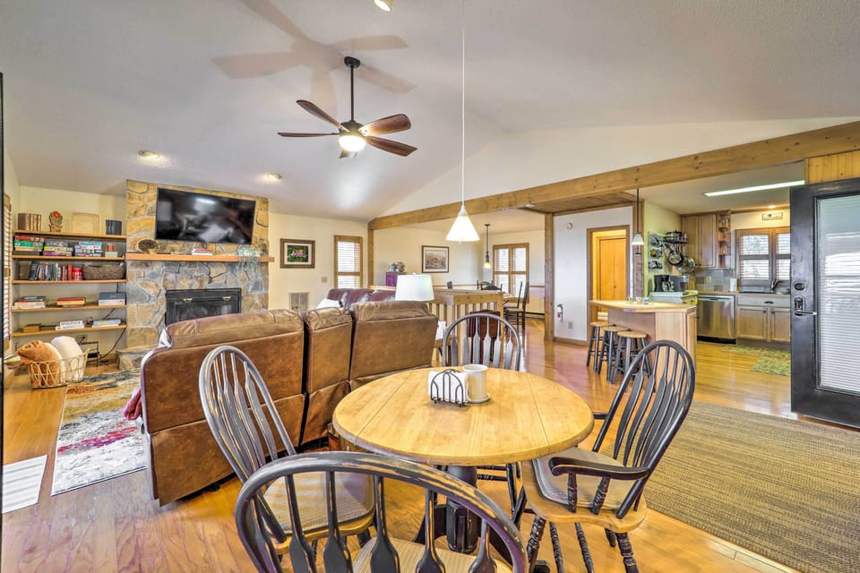 Breakfast Nook | Board Games & Books