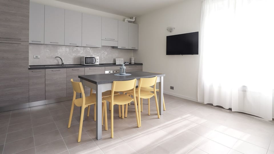 Apartment | 3 bedrooms, soundproofing, iron/ironing board, WiFi