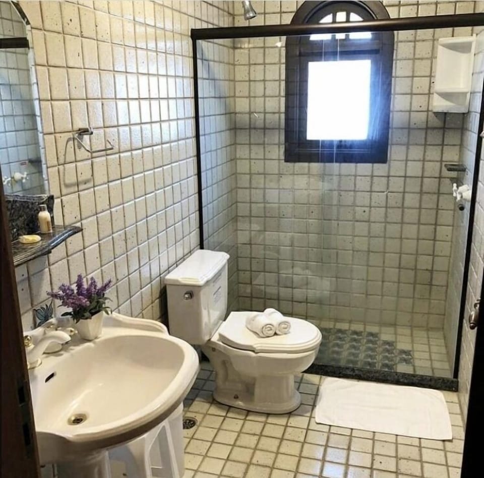 Free toiletries, hair dryer