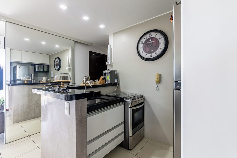 Comfort Apartment | Private kitchenette | Fridge