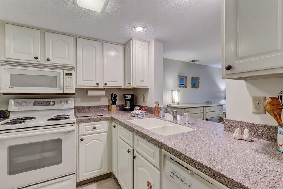 Great Counterspace for Food Prep