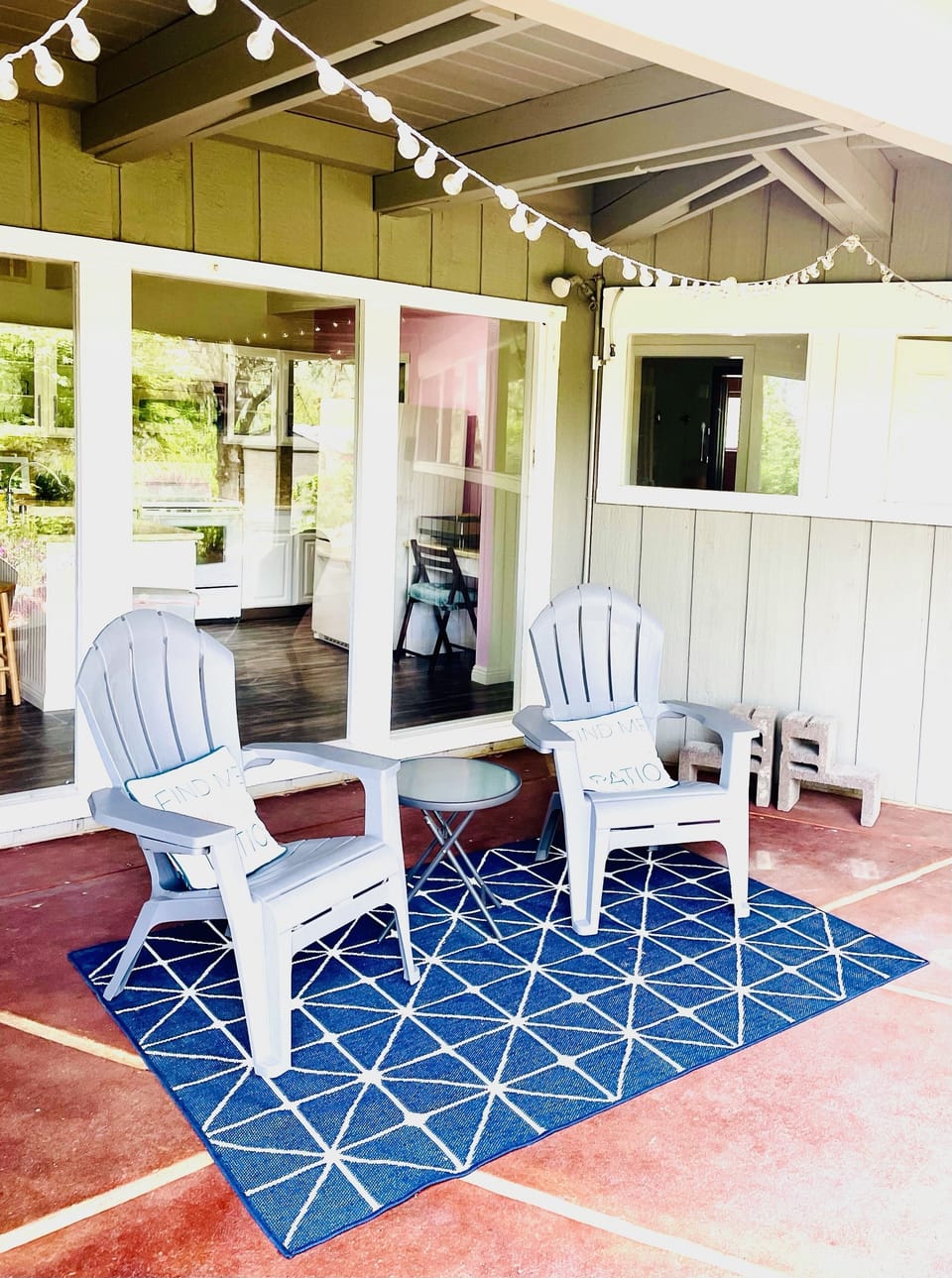 Private Patio overlooking yard & fountain