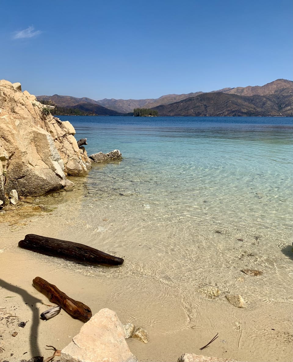 10 min drive to Whiskeytown Lake